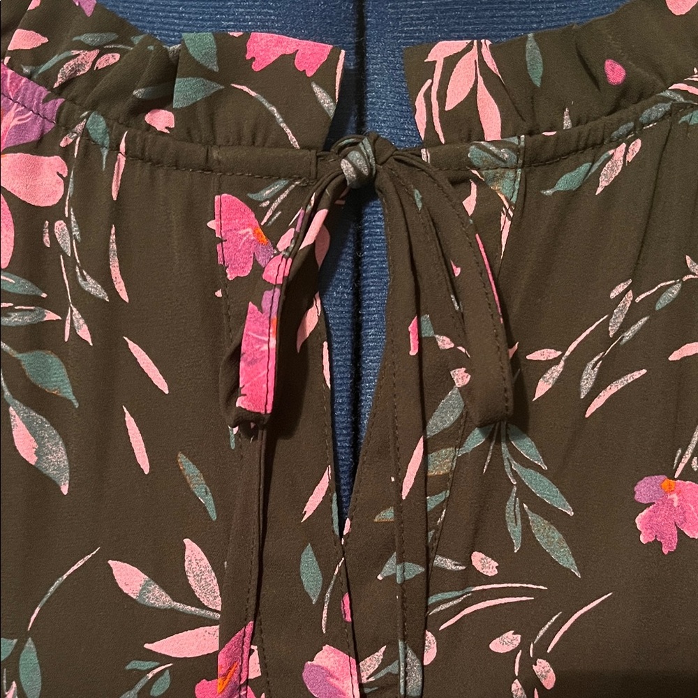 Counterparts Black and Pink Floral Long Sleeve Blouse V Neck Elastic Wrists | XL - Picture 5 of 12